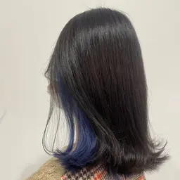 カット+インナーカラー(ケアブリーチ込)＋Aujuaトリートメント(土日祝＋￥1100)