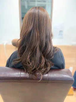 【4月、5月限定】カット+カラー