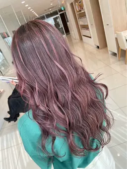 ブリーチ可‼️Wカラー＋oggiの最上級プラチナムケアトリートメント