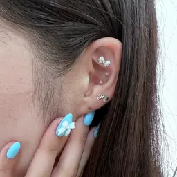 耳つぼジュエリー💎✨（両耳8個まで）