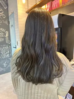 【平日限定☆】〈艶カラー＋Aujuaトリートメント〉