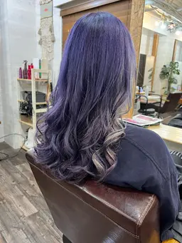 【人気メニュー】グラデーションカラーorインナーカラー（ブリーチ込み）&トリートメント💕