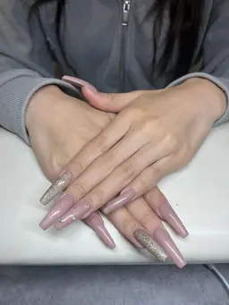 【✨❤️🔥ミニモ限定価格❤️🔥✨オフ込み】チップスカルプ10本コース(ワンカラー(ラメ含む)orラメグラ)