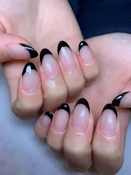 フレンチネイル