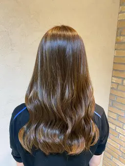 【色落ちアップ❣️】カット＋ハイライトカラー＋キューティクル補修トリートメント✨