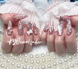 🚀チップ長さだし🚀10本ワンカラーorキラキララメ➕ゴテゴテパーツつけ放題(店内パーツ何でもOK)