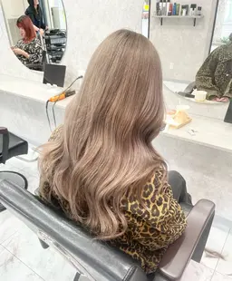 🌈ダブルカラー🌈全体ブリーチ１回込み 【前処理.中間処理.ケアトリートメント付き】