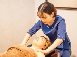 【睡眠の質UP♪血行促進♪】頭から首、肩までのドライヘッドスパ！！