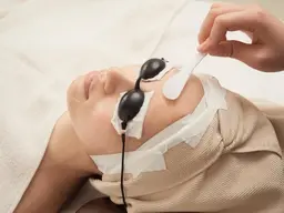 お顔脱毛、フェイシャルをご契約のお客様全員にVIO脱毛をプレゼント^ ^お話だけでも大丈夫ですので是非お越しくださいませ