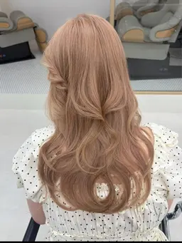 ꒰ 🍓今だけ‼️トーンアップ71%オフ❕🍓꒱‬うる艶カラー🪽🫧【最上級髪質改善トリートメント付き🪄◝✩】