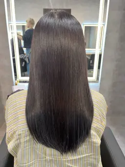 【就活、実習の方におすすめ✨】🖤残留しないカラー材使用🖤黒染めカラー