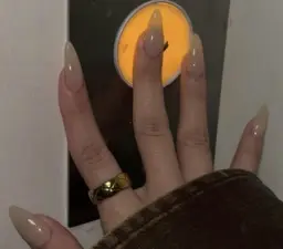 🌟急募🌟オフなしワンカラー💅🏻　1日10時​〜​、13時​〜​限定！2500円→2000円（今だけ500円オフ🎀）