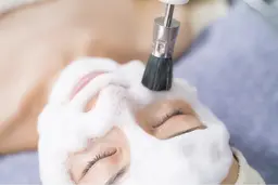 男女◎毛穴の黒ずみに【毛穴洗浄＋美肌フェイシャル70分】美肌人気No1☆フェイシャル半額キャンペーン