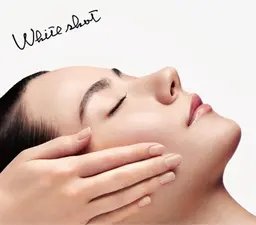 【透明感際立つお肌へ✨️】 美白エステ