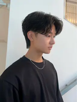 《🇰🇷韓国人になれるオススメヘア🇰🇷》センターパート✂️ × ニュアンスパーマ or カルマパーマ🫧‪🔥