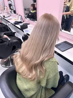 💘ミニモ限定価格💘ハイトーン必見👀トリプルカラー🥣+髪質改善トリートメント✨️