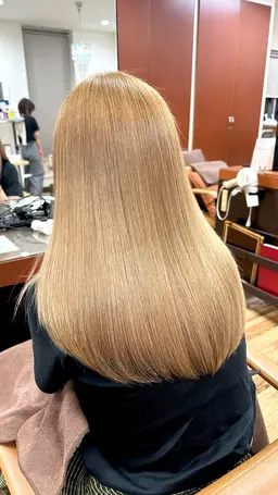 イチオシ！！うる艶カラー＋最上級髪質改善