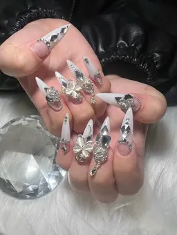 🎀チップ長さ出し10本　やり放題(オフなし)