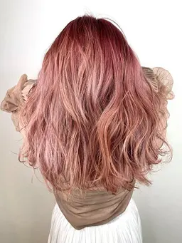 🇺🇳外国人風カラー🇺🇳バレイヤージュorハイライト(15枚)ケアブリーチ＋外国人風カラー＋似合わせカット✨️