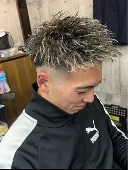 カット+ツイストパーマ+メッシュ