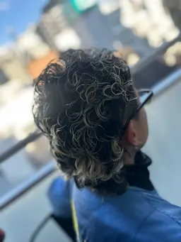 ○メンズクーポン○✨カット+パーマ✨/スパイラルやツイスト等特殊パーマ ▷▶〘 +¥3300~ 〙相談可💟