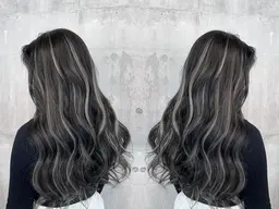 3Dハイライト（ハイライトブリーチ15枚＋オンカラー）+カット