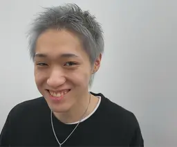 【ミニモ限定価格】カット、ダブルカラー。(ブリーチ一回まで)