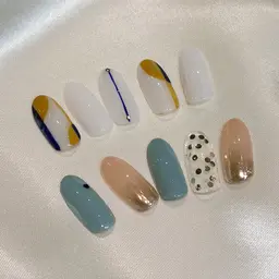 【ハンド大人気💙🉐】ニュアンス定額ネイル🧡色変え無料🧡ジェルオフ込