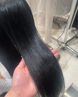 【🫧クセやうねりにお悩みの方🫧】縮毛矯正