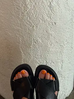 オフなしフットワンカラー🦶