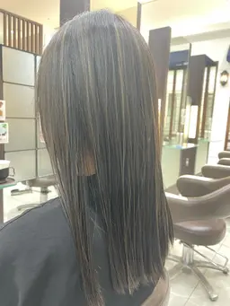 🌟ハイライト＋ワンカラー＋トリートメント🌟