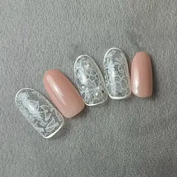 【オフなし】レースネイル⋆⸜🧡⸝‍⋆