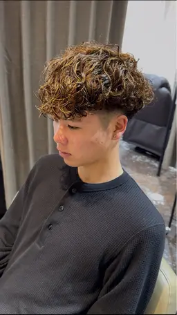 メンズカット+パーマ+ハイライト