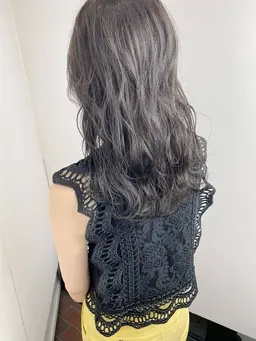 【10代・20代限定】🇺🇸✨透明感カラー×潤いトリートメント✨🇺🇸