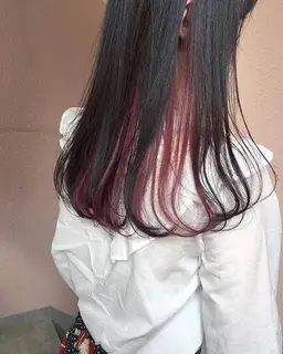 ✨🧸お洒落インナーカラー🧸✨(ブリーチプラスインナーカラー→表面のお色味と塗り分け料金込👼🏻)