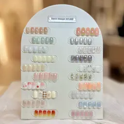 【オフ無料】✴︎定額✴︎シンプルデザインアート