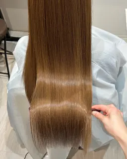 カット+艶感カラー+👑最高級ケラチントリートメント👑業界で話題のヘアポテンツァ💉(ロング料金なし)