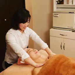 ☆ララピール☆50分 8000円→初回価格5000円韓国発の人気ピーリング料金