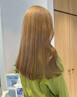 ダブルカラー(ブリーチあり)+ブロー ⚠️ブリーチの長さによってお値段変わります!現在の表記はミディアムのお値段です!