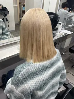 ⭐️ブリーチモデル+カラーモデル⭐️¥6600(肩上の方)ご希望の時間が空いてない場合でもご案内可能な場合がございます。