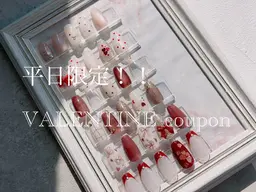 平日限定！！バレンタインネイル💘