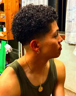 カット+ショートアフロ