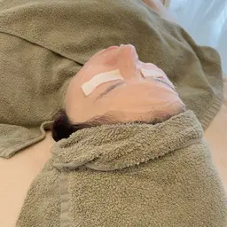 人気🥈お肌が潤う水分チャージ🫧水光肌トリートメント🫧日焼けレーザー後の鎮静・乾燥ニキビの方💆🏻‍♀️✨