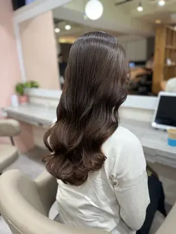 ヘアカラー＋ヴァリジョアトリートメント🫧💕