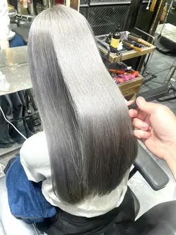 破格！ダブルカラー(ケアブリーチ)+トリートメント