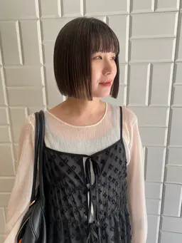 🤍平日限定🤍大人気 透明感カラー+艶トリートメント¥6600