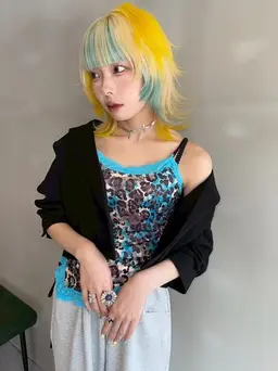 『2回目ご来店の方』ブリーチ込デザインカラー+全体カラー🎀💕