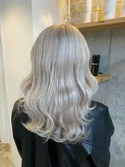 【新規限定】全頭ケアブリーチ / アディクシーカラー  /  ミルボントリートメント