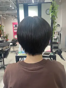 【メンズ人気🏆】⭐️メンズカット+縮毛矯正/ストレートパーマ⭐️韓国風マッシュ/ウルフカットもOK‼️🇰🇷