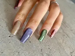 口コミ割引】ハンド💅✨【オフ込み】🟨チップ長さ出し10本付🟨ワンカラーのみ💖